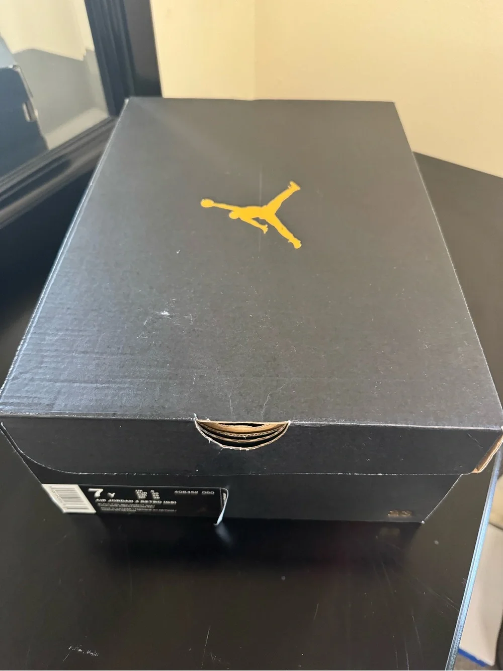 Jordan authentic retro